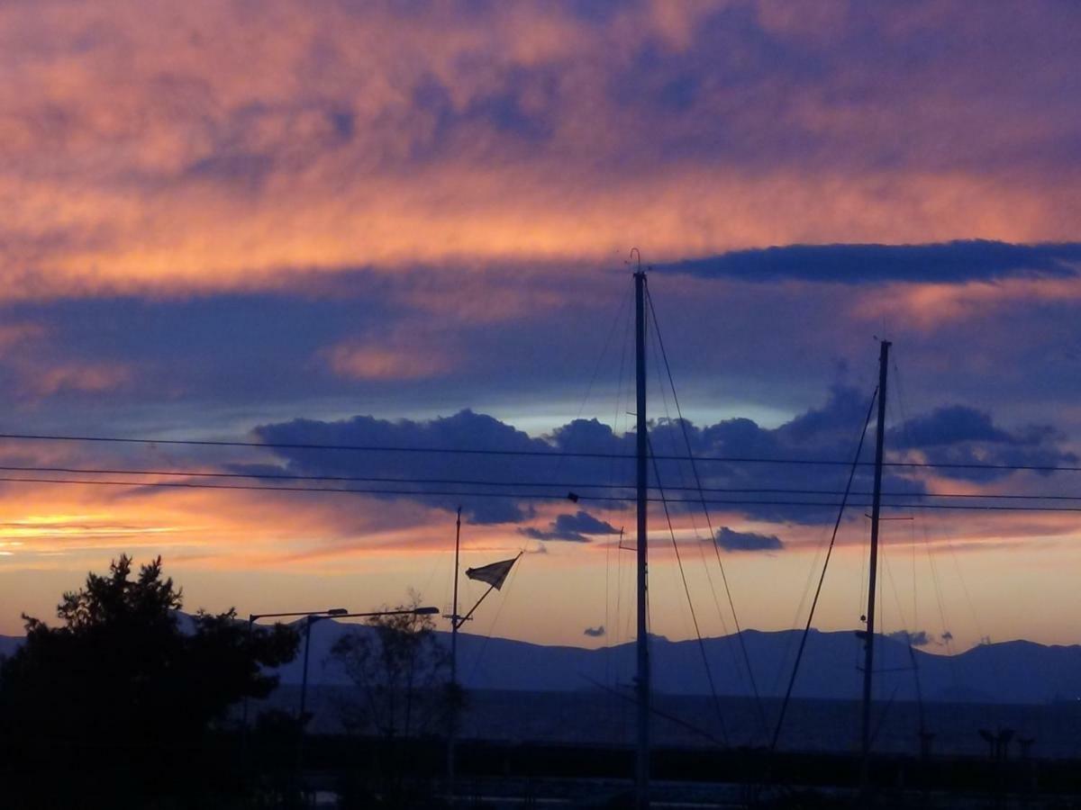 Sunset Sea View Apartment Athènes Extérieur photo